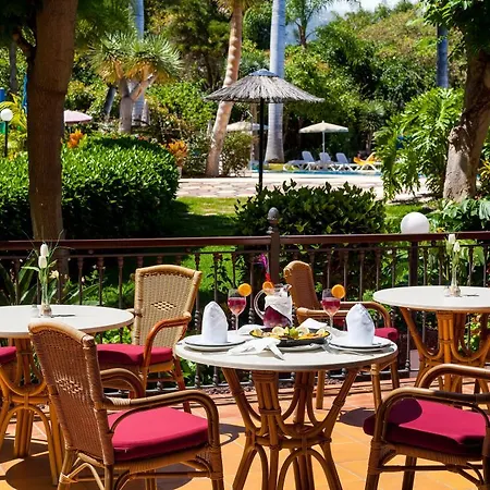 Masaru Aparthotel 3*